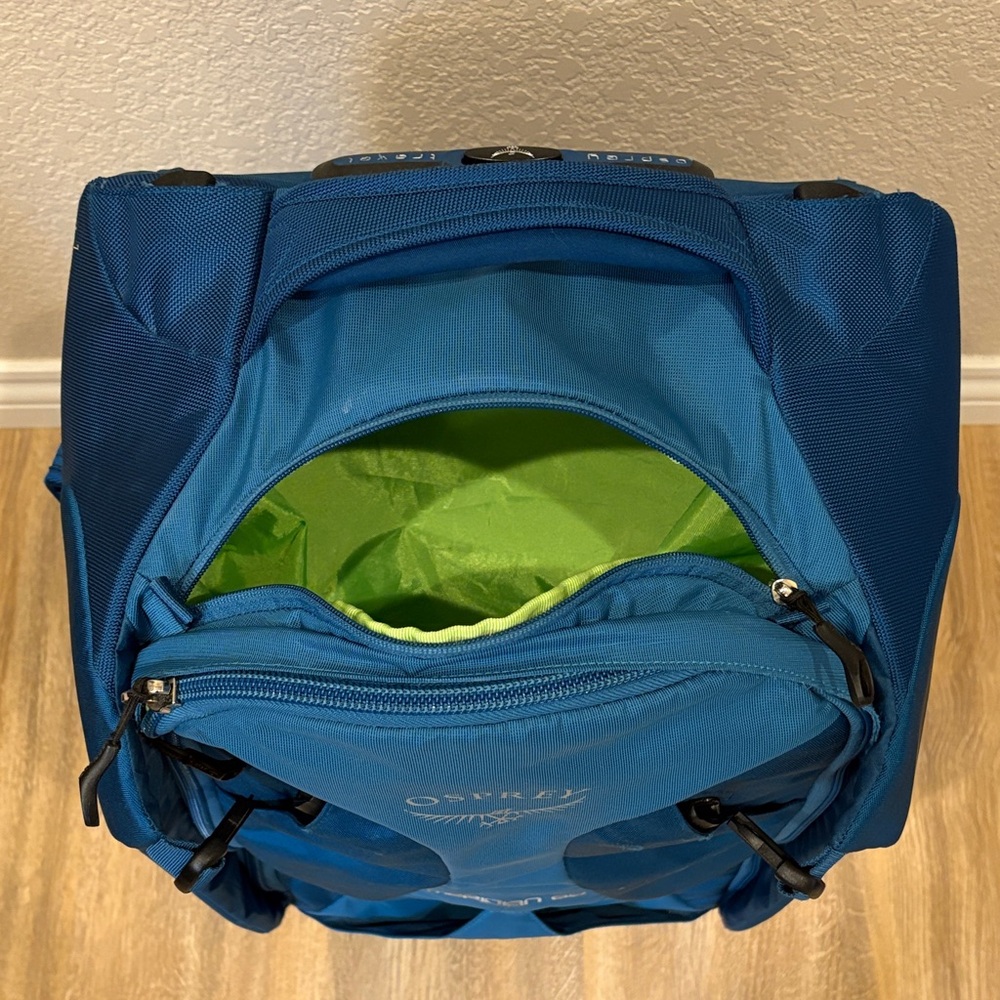 Osprey Meridian 60L / 22” Blue Roller Bag Carryon - Picture 3 of 13